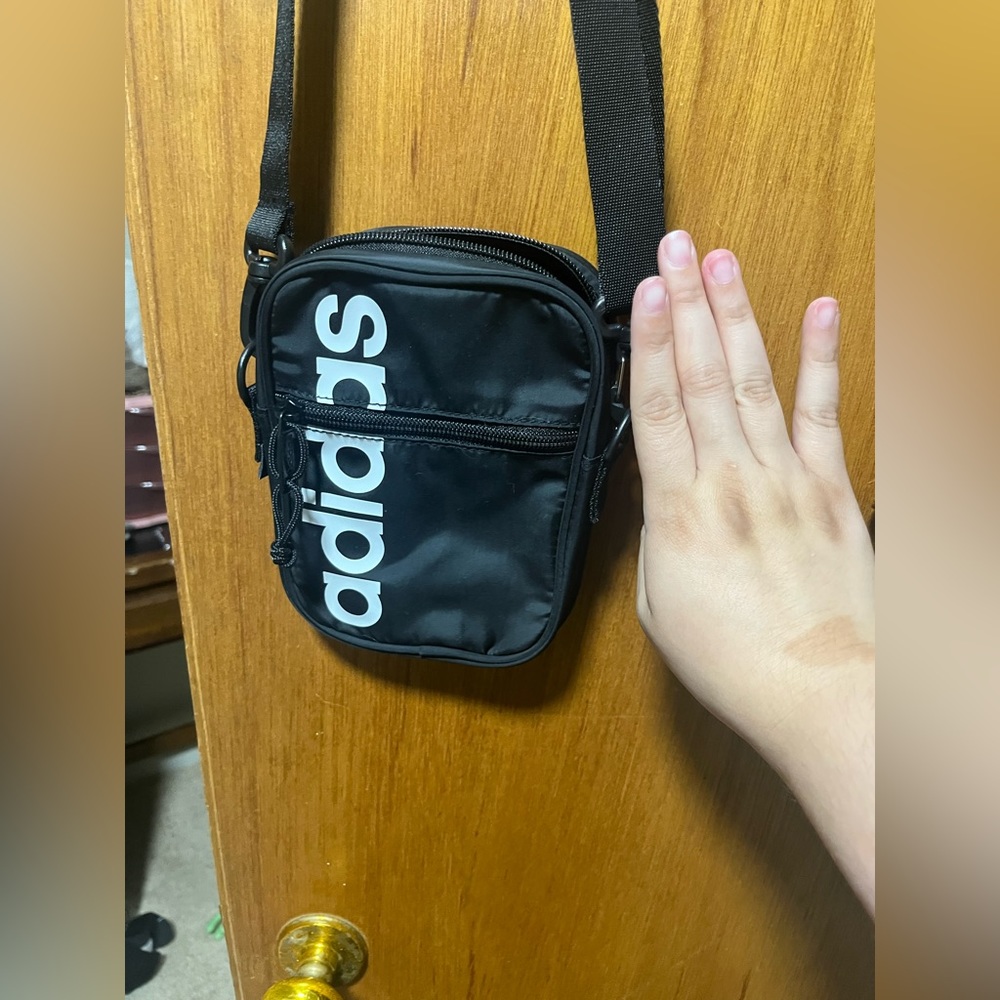Black cross over bag